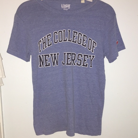 Tops - TCNJ t shirt